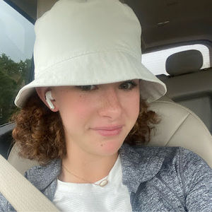 Meet your Posher, Audrey